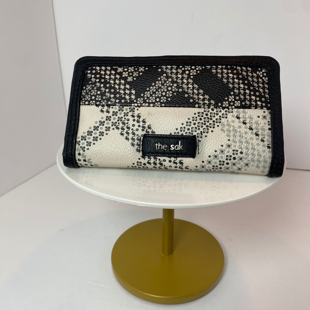 The Sak Iris Bifold Wallet Black White Geometric Dot Faux Leather Slim Organizer